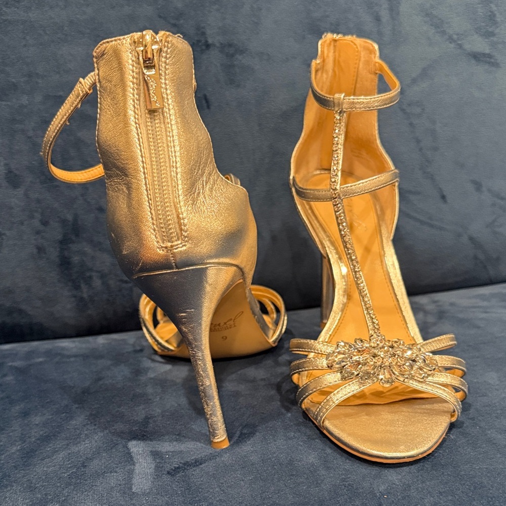 Badgley Mischka Metallic Silver T‑Strap Crystal Embellished Stilettos